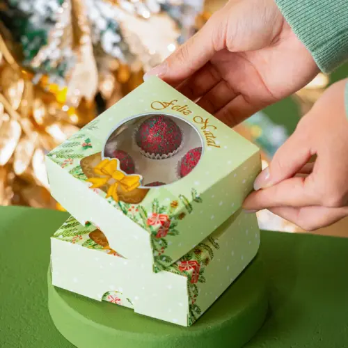 Caixa para 4 doces, GLOBO DE NEVE, pacote com 10 unidades