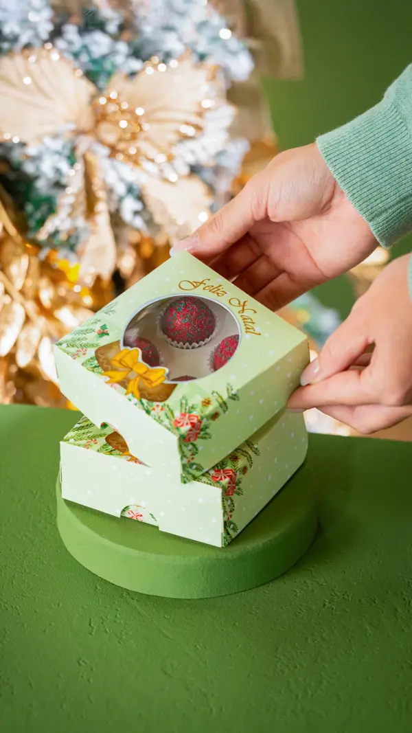 Caixa para 4 doces, GLOBO DE NEVE, pacote com 10 unidades